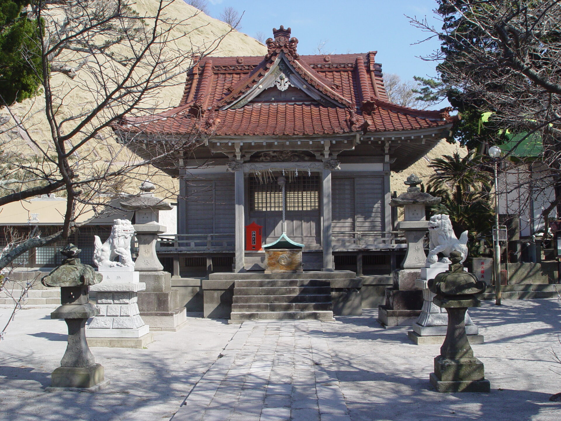 Monoiminanomikoto shrine